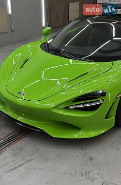 Родстер McLaren 750S 2024 в 