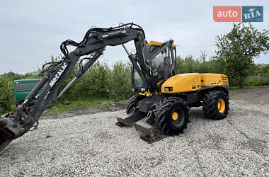 Колесный экскаватор Mecalac 12MXT 2010 в Недобоевцах
