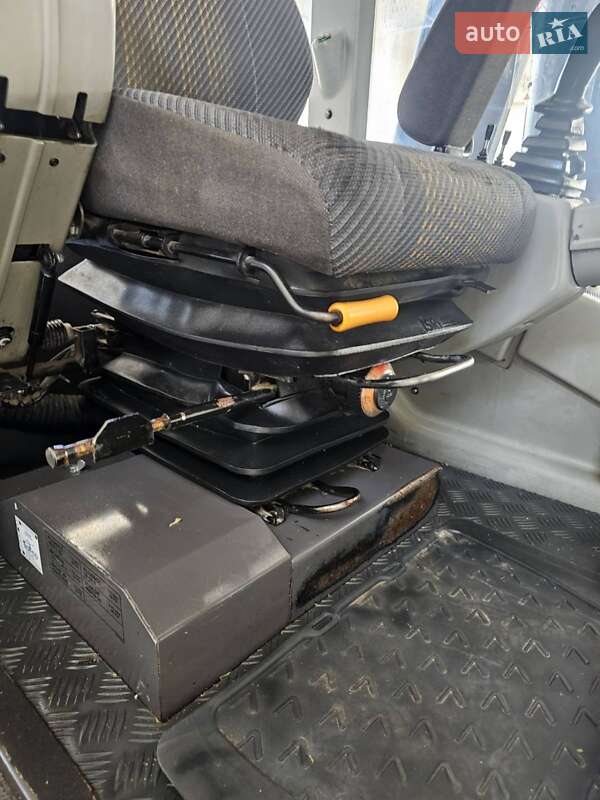 Колесный экскаватор Mecalac 12MXT 2011 в Бучаче фото 16 Колесный экскаватор Mecalac 12MXT 2011 в Бучаче