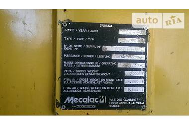 Екскаватор навантажувач Mecalac MXT 1998 в Ізмаїлі