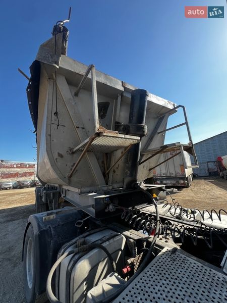 Самосвал полуприцеп MEGA MNW 2006 в Днепре