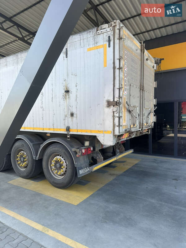 Самосвал полуприцеп MEGA SAF 2015 в Черновцах