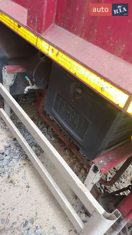 Самоскид напівпричіп MEGA SAF 2006 в Рівному