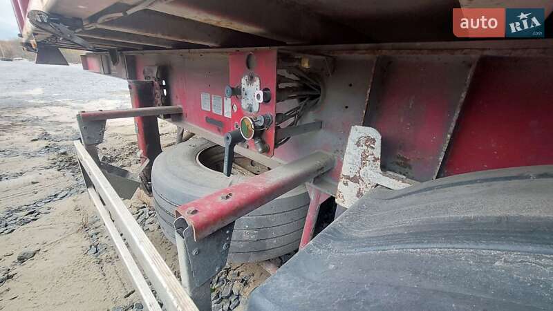 Самоскид напівпричіп MEGA SAF 2006 в Рівному