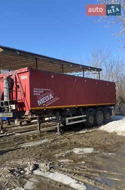 Самоскид напівпричіп MEGA SAF 2007 в Умані
