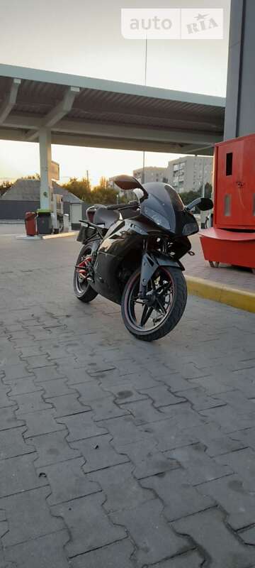Спортбайк Megelli 250R 2011 в 