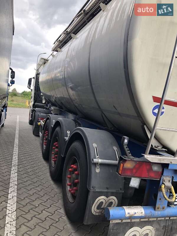 Цистерна полуприцеп Menci SA 2014 в Львове