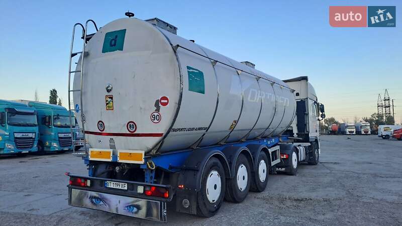 Цистерна полуприцеп Menci SA 2008 в Одессе фото 5 Цистерна полуприцеп Menci SA 2008 в Одессе