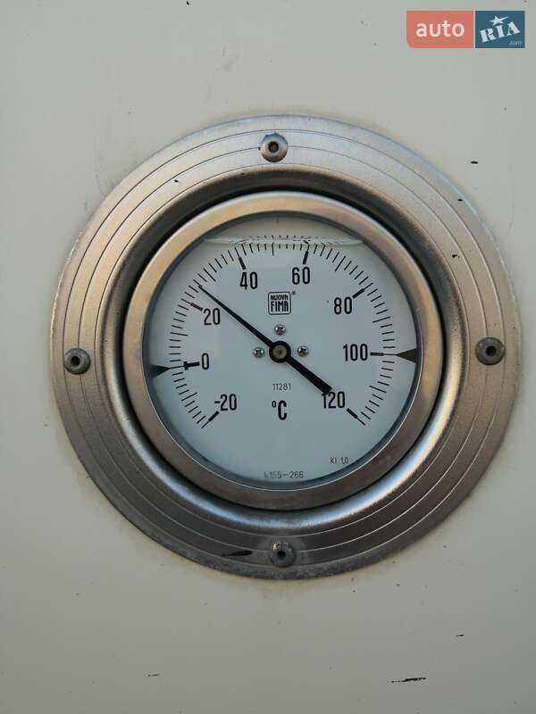 Цистерна напівпричіп Menci SA 2014 в Кам'янському