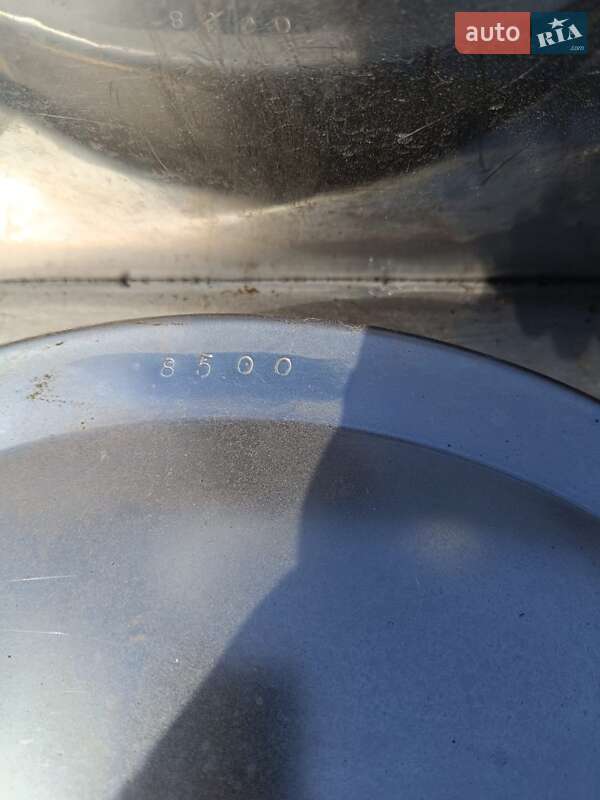 Цистерна напівпричіп Menci SA 2008 в Хмельницькому