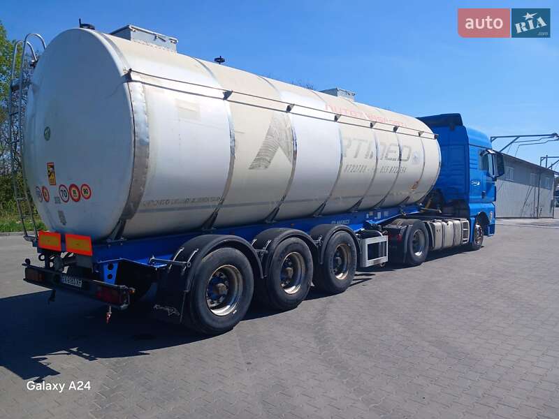 Цистерна напівпричіп Menci SL 2008 в Хмельницькому фото 6 Цистерна напівпричіп Menci SL 2008 в Хмельницькому