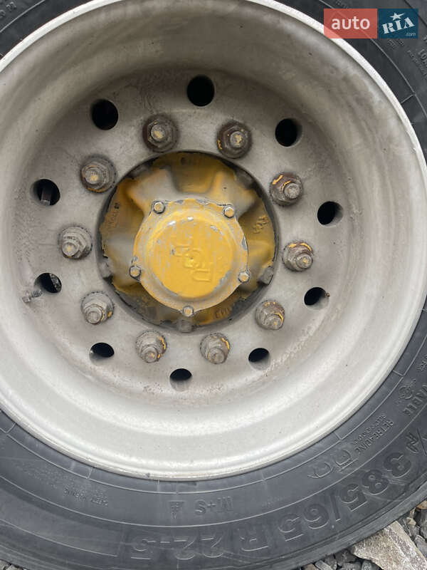 Цистерна напівпричіп Menci SL 1997 в Іршаві фото 5 Цистерна напівпричіп Menci SL 1997 в Іршаві