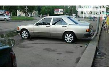Седан Mercedes-Benz 190 1990 в 