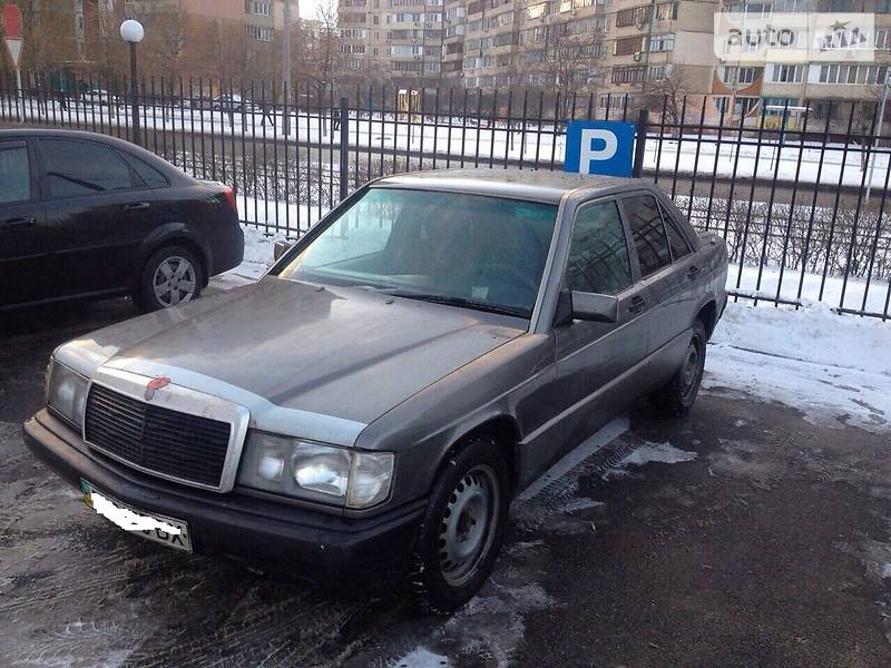 Седан Mercedes-Benz 190 1990 в Киеве