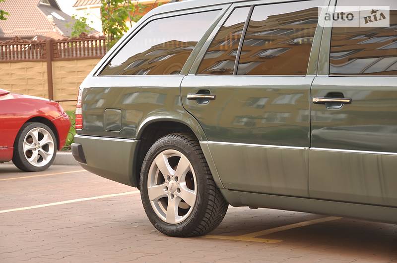 Универсал Mercedes-Benz 190 1991 в Киеве
