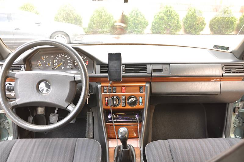 Универсал Mercedes-Benz 190 1991 в Киеве