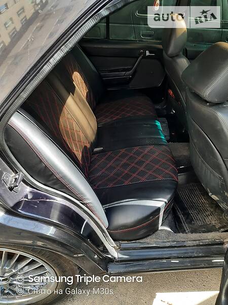 Седан Mercedes-Benz 190 1985 в Одесі