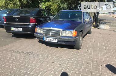 Седан Mercedes-Benz 190 1983 в Киеве