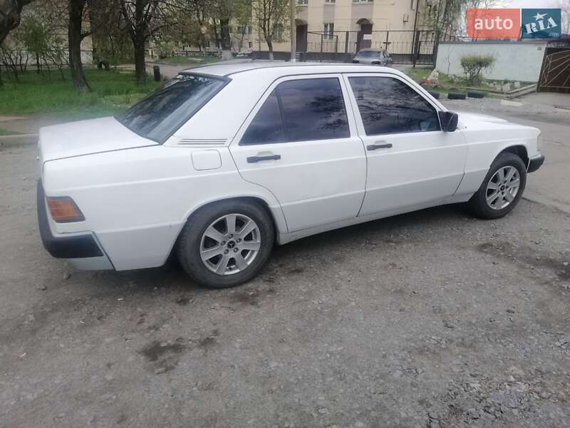 Седан Mercedes-Benz 190 1991 в Павлограді