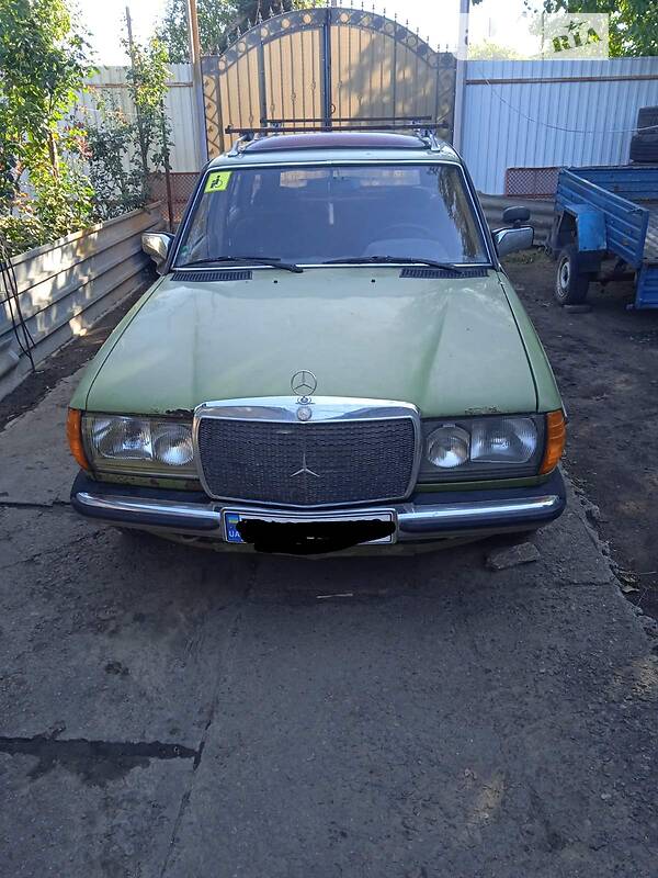 Mercedes-Benz 190