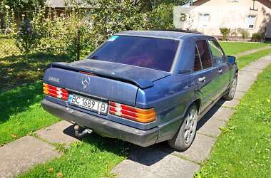 Седан Mercedes-Benz 190 1985 в Стрию
