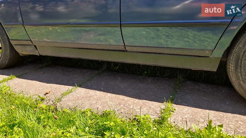 Седан Mercedes-Benz 190 1985 в Стрые