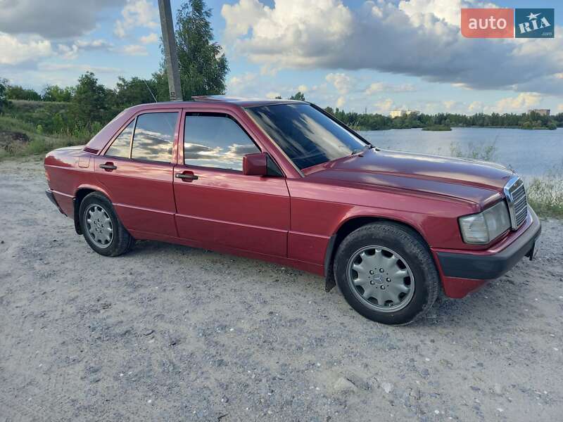 Mercedes-Benz 190 1992