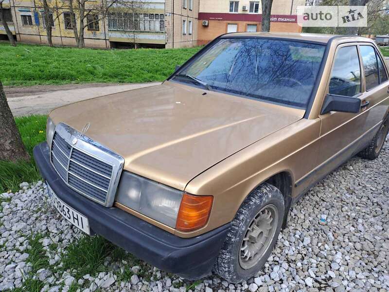 Седан Mercedes-Benz 190 1991 в Ужгороді