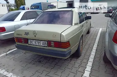 Mercedes-Benz 190 1985