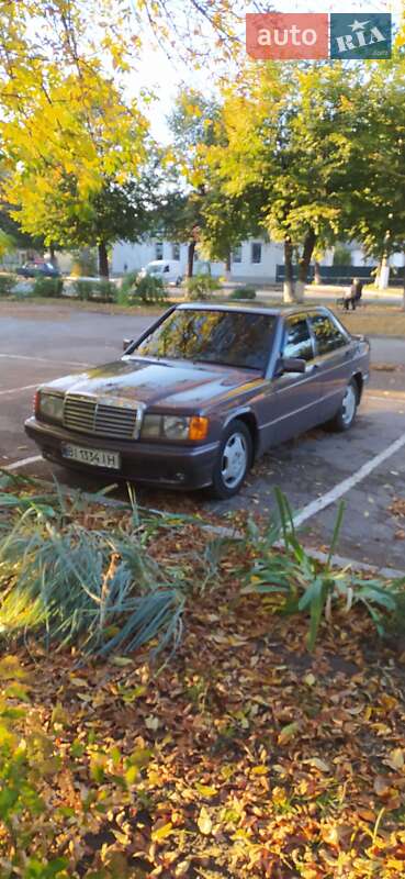 Mercedes-Benz 190 1992