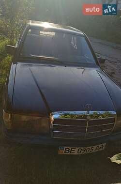 Седан Mercedes-Benz 190 1988 в 