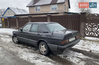 Седан Mercedes-Benz 190 1988 в Бобровице