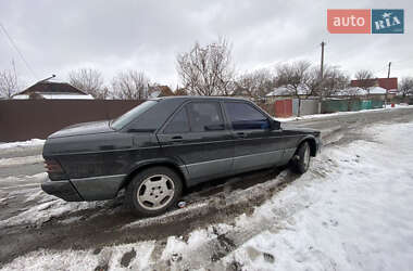 Седан Mercedes-Benz 190 1988 в Бобровице