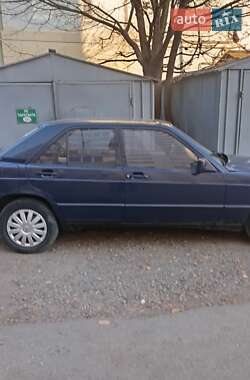 Седан Mercedes-Benz 190 1985 в 