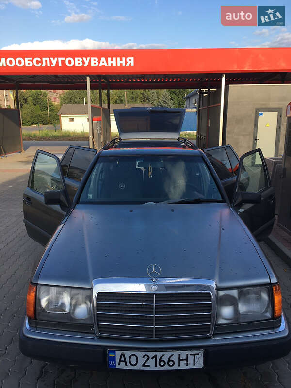 Седан Mercedes-Benz 190 1988 в Мукачево