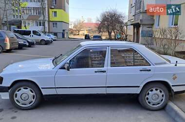 Седан Mercedes-Benz 190 1983 в Луцке