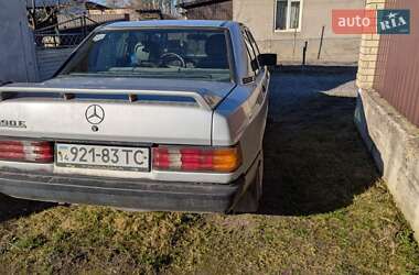 Седан Mercedes-Benz 190 1988 в 