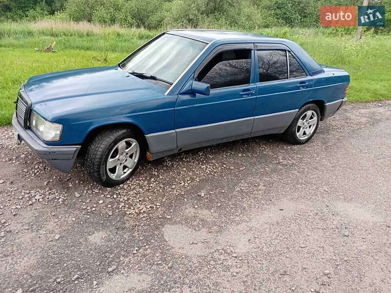 Седан Mercedes-Benz 190 1991 в Тараще