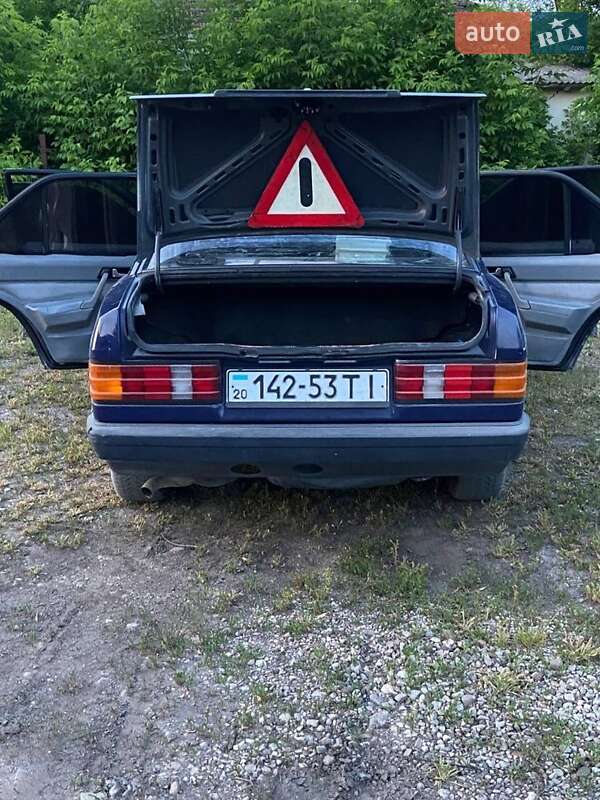 Mercedes-Benz 190 1986