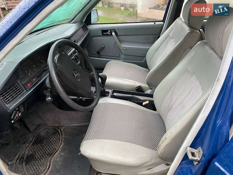 Седан Mercedes-Benz 190 1987 в Ровно