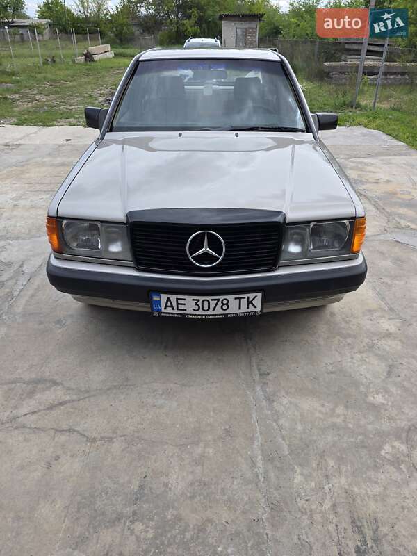Седан Mercedes-Benz 190 1992 в Жовтих Водах
