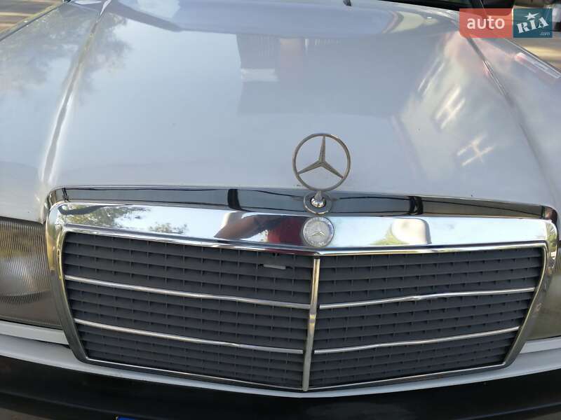 Седан Mercedes-Benz 190 1992 в Славуте