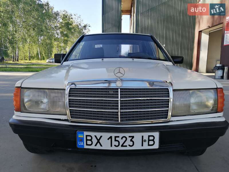 Седан Mercedes-Benz 190 1992 в Славуте