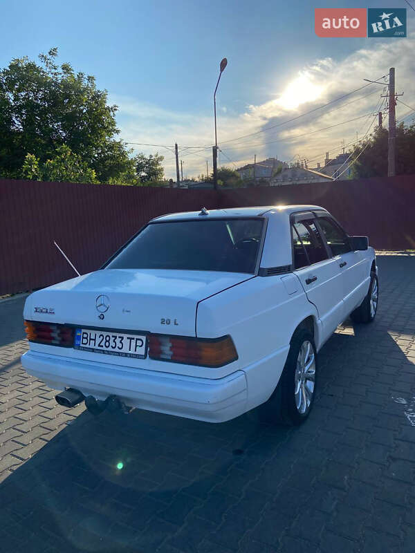 Седан Mercedes-Benz 190 1990 в Одессе фото 7 Седан Mercedes-Benz 190 1990 в Одессе