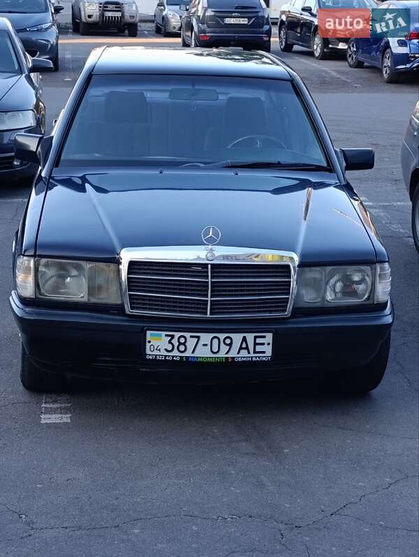 Mercedes-Benz 190 1992