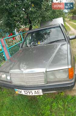 Седан Mercedes-Benz 190 1985 в Рівному
