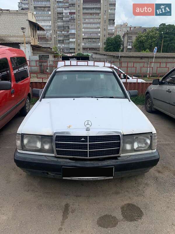 Mercedes-Benz 190 1987