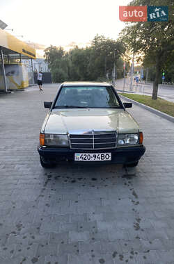 Седан Mercedes-Benz 190 1984 в Луцке