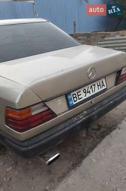 Седан Mercedes-Benz 190 1985 в Вознесенске