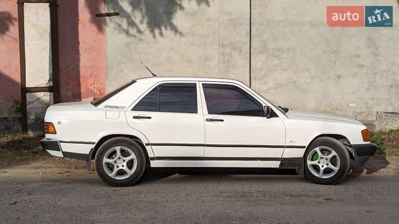 Седан Mercedes-Benz 190 1988 в Бережанах фото 7 Седан Mercedes-Benz 190 1988 в Бережанах